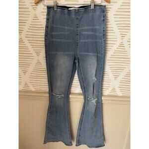 Tinseltown Juniors Size 5 Distressed Flare Jeans